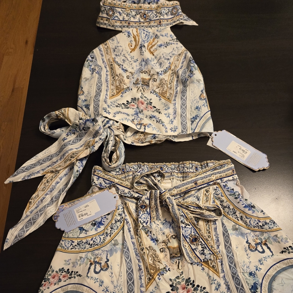 Designer Camilla Halter Top and Shorts Size Small.  Brand new with tags